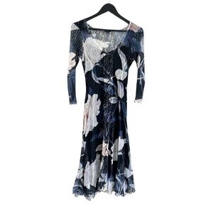 Komarov Blue and White Fit and Flare Dress with 3/4 Sleeves Small Camisole Lace